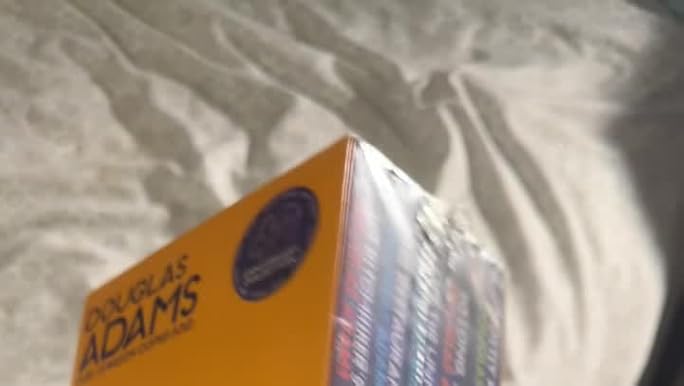 Amazon.com: The Complete Hitchhiker's Guide to the Galaxy